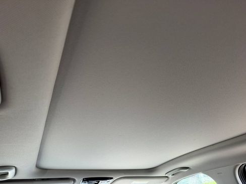 Used 2023 Kia Sorento S w/ Panoramic Sunroof Package AWD/4WD image 20