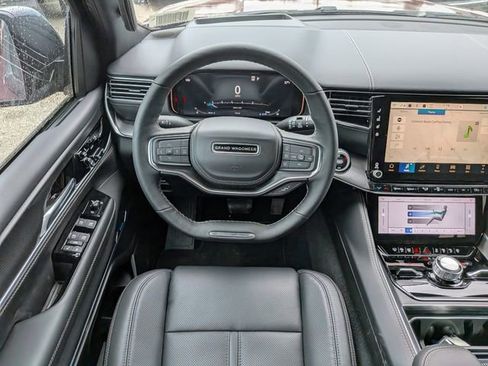New 2026 Jeep Grand Wagoneer Summit AWD/4WD image 17