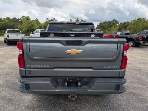 Used 2021 Chevrolet Silverado 1500 Custom AWD/4WD image 5