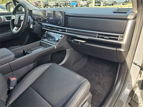 New 2025 Hyundai Santa Fe SEL image 10