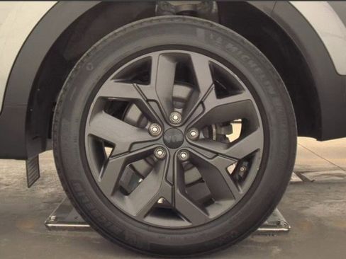 Used 2022 Kia Sportage Nightfall Edition image 30