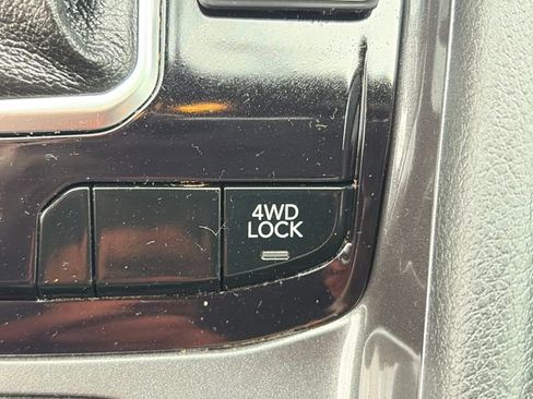 Used 2024 Jeep Compass Latitude AWD/4WD image 35