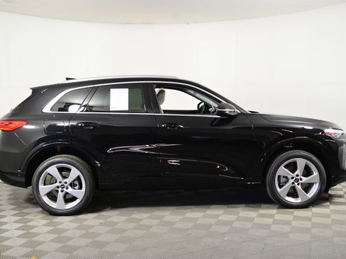 New 2025 Audi Q5 Premium Plus image 7