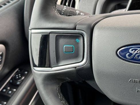 Used 2025 Ford Expedition Max Active AWD/4WD image 39