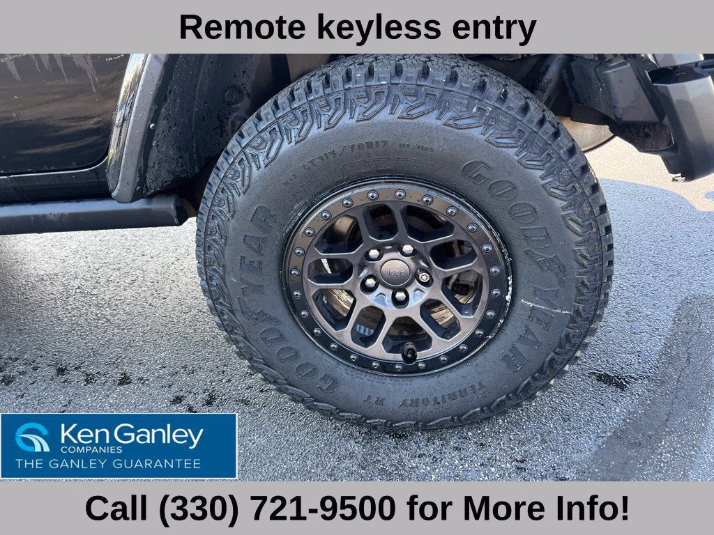 Used 2022 Jeep Wrangler Unlimited Rubicon w/ Xtreme Recon 35" Tire Package AWD/4WD image 21
