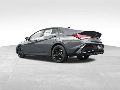 New 2026 Hyundai Elantra SEL Sport Premium FWD image 34