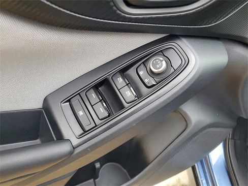 Used 2020 Subaru Crosstrek 2.0i Premium image 14