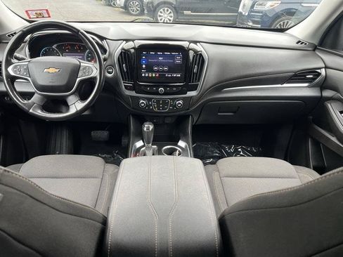 Used 2020 Chevrolet Traverse LT w/ Driver Confidence II Package AWD/4WD image 11