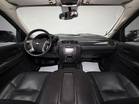 Used 2009 Chevrolet Avalanche LTZ AWD/4WD image 22