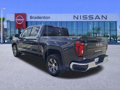 Used 2026 GMC Sierra 1500 SLT image 7