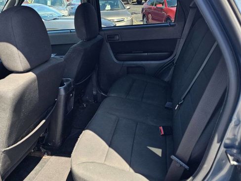 Used 2010 Ford Escape XLT AWD/4WD image 15