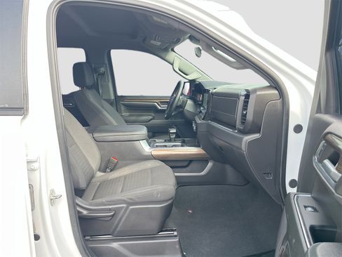 Used 2024 Chevrolet Silverado 1500 LT Trail Boss w/ Protection Package image 29