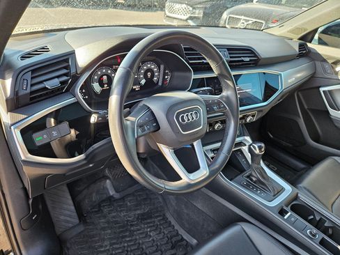 Used 2023 Audi Q3 2.0T Premium w/ Convenience Package AWD/4WD image 17