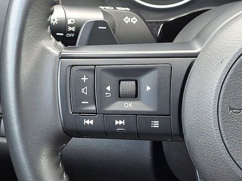 Used 2025 Nissan Pathfinder SV AWD/4WD image 20