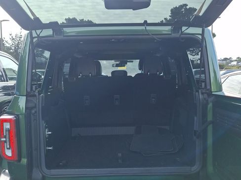 Used 2025 Ford Bronco Outer Banks image 6
