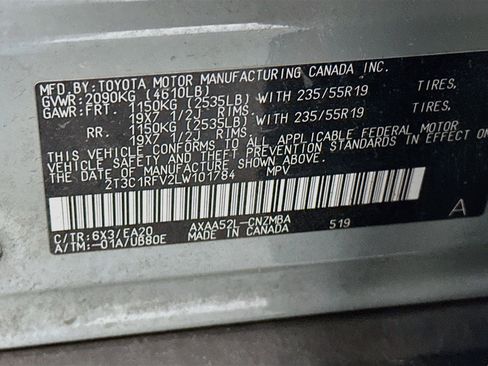 Used 2020 Toyota RAV4 XLE Premium FWD image 12