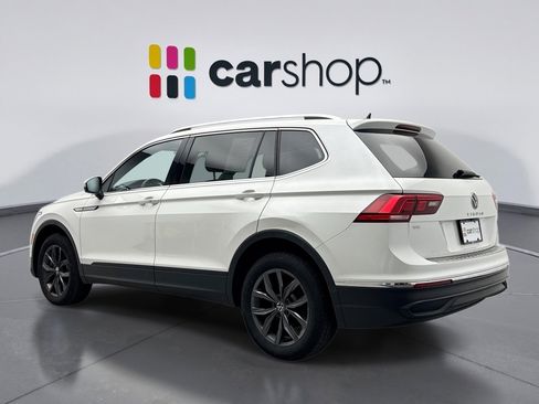 Used 2023 Volkswagen Tiguan SE AWD/4WD image 3