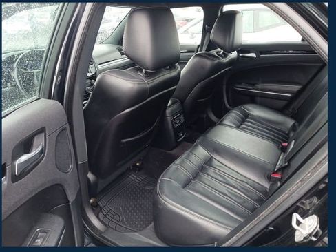 Used 2017 Chrysler 300 S w/ S Model Appearance Package image 4