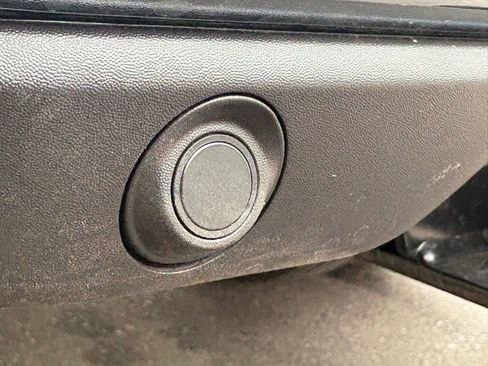 Used 2023 RAM 3500 Big Horn w/ Level 1 Equipment Group image 15