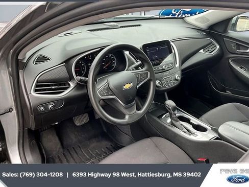 Used 2023 Chevrolet Malibu LT w/ Driver Confidence Package image 12