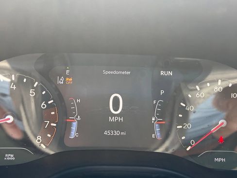 Used 2023 Jeep Compass Latitude w/ Sun and Sound Group AWD/4WD image 18