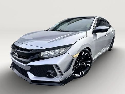 Used 2018 Honda Civic Sport image 7