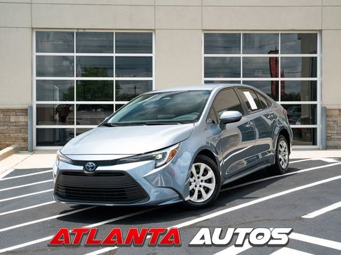 Used 2023 Toyota Corolla LE FWD image 1