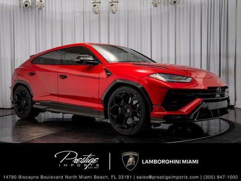 Used 2023 Lamborghini Urus Performante AWD/4WD image 1