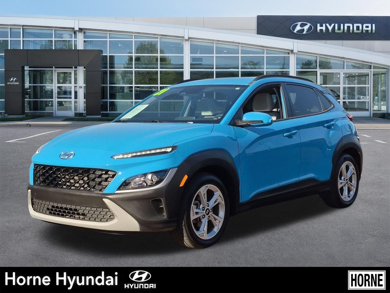 Used 2022 Hyundai Kona SEL w/ Cargo Package FWD image 1