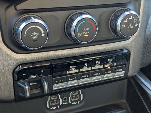 Used 2019 RAM 2500 Lone Star w/ Night Edition image 21