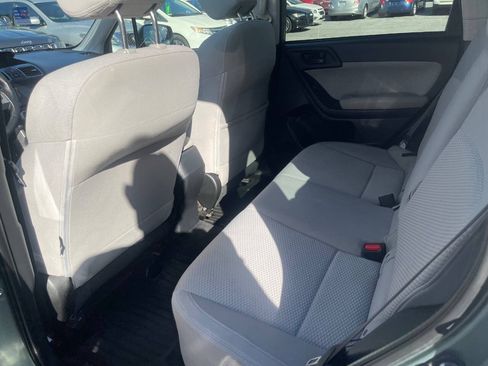 Used 2017 Subaru Forester 2.5i Premium w/ All-Weather Package AWD/4WD image 20