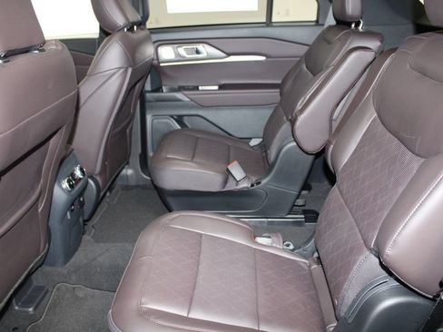 New 2026 Ford Explorer Platinum RWD image 25