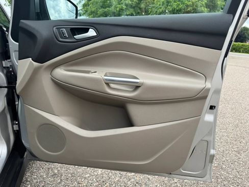 Used 2015 Ford C-MAX SEL w/ Interior Protection Package FWD image 32
