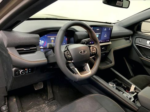 New 2026 Ford Explorer Tremor image 7