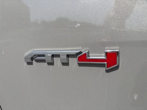 New 2026 GMC Acadia AT4 w/ Super Cruise Package AWD/4WD image 9