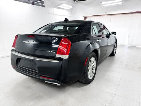 Used 2016 Chrysler 300 C AWD/4WD image 6