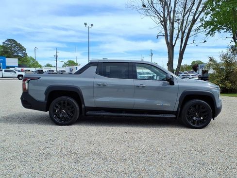 New 2026 Chevrolet Silverado EV LT w/ Plus Package AWD/4WD image 10