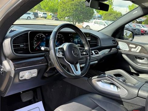 Used 2021 Mercedes-Benz GLS 450 4MATIC image 16