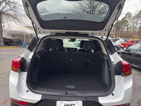 Used 2025 Buick Encore GX Preferred image 32