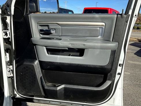 Used 2018 RAM 1500 Big Horn image 26