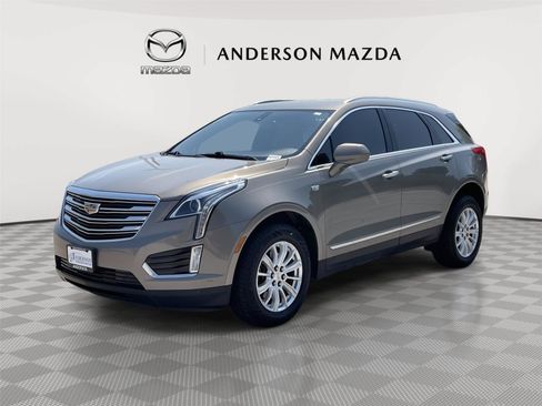 Used 2017 Cadillac XT5 FWD image 1