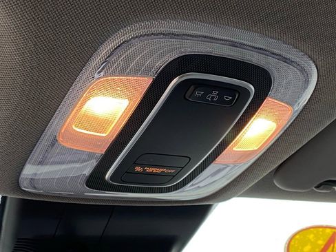 Used 2024 Hyundai Elantra SE FWD image 20