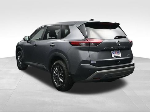 Used 2023 Nissan Rogue S AWD/4WD image 3