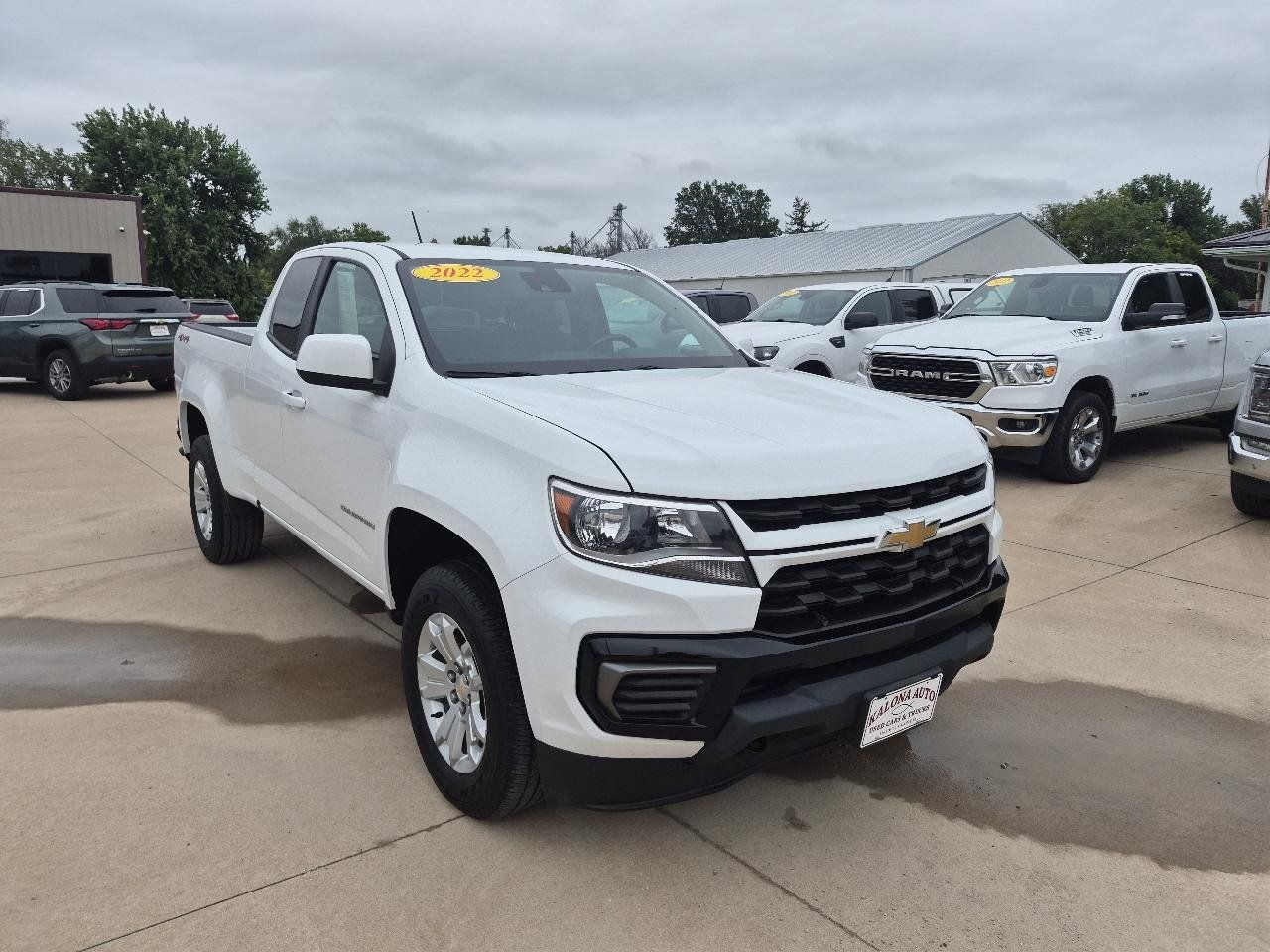 Used 2022 Chevrolet Colorado LT w/ Fleet Safety Package AWD/4WD image 3