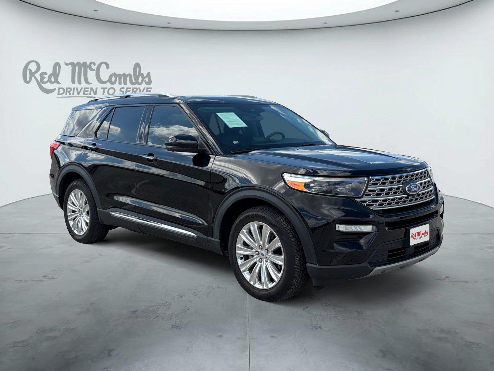 Certified 2023 Ford Explorer Limited w/ Limited Technology Package RWD image 3