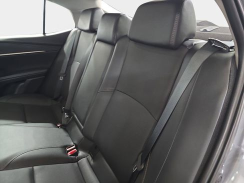 Used 2025 Toyota Camry XLE image 14