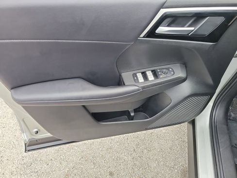 Used 2024 Mitsubishi Outlander SE image 21