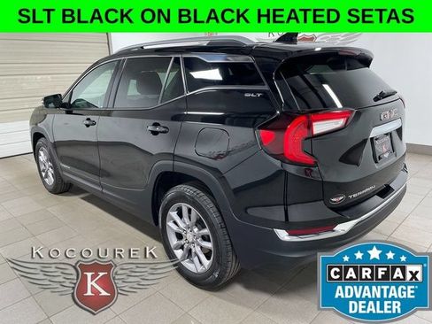 Used 2024 GMC Terrain SLT AWD/4WD image 4