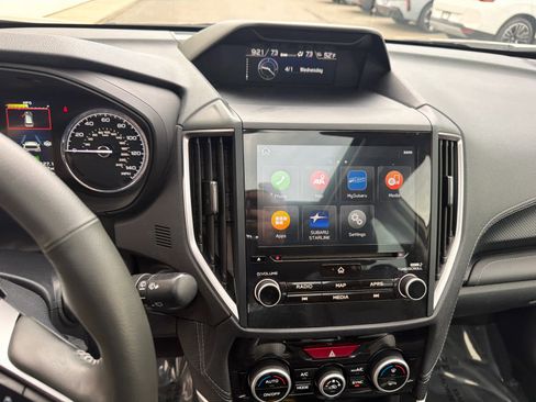 Used 2023 Subaru Forester Touring image 17