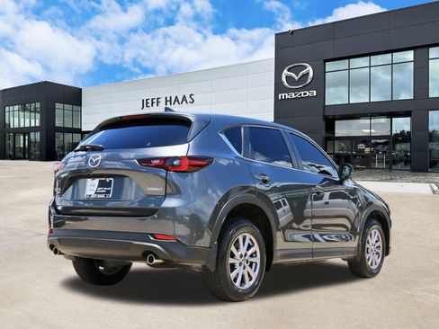 Used 2023 MAZDA CX-5 AWD 2.5 S w/ Select Package image 3